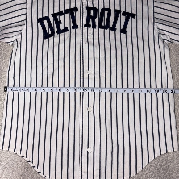 VINTAGE Detroit Pinstripe Jersey - Black and White - Picture 5 of 8